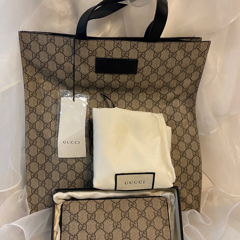 Authentic Gucci Bag with Matching Authentic Wallet